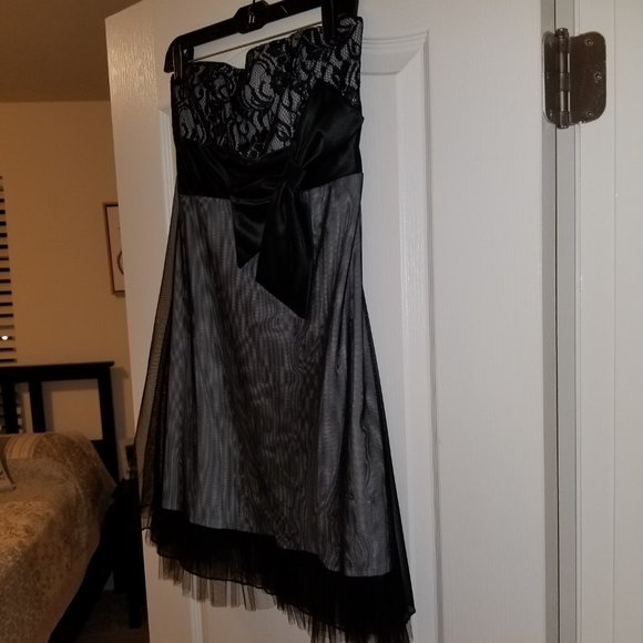 Black Strapless Dress - Picture 2 of 3